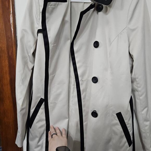 I.N.C. Double Breasted Belted Trench Coat Size Medium Contrast Trim - Picture 6 of 11